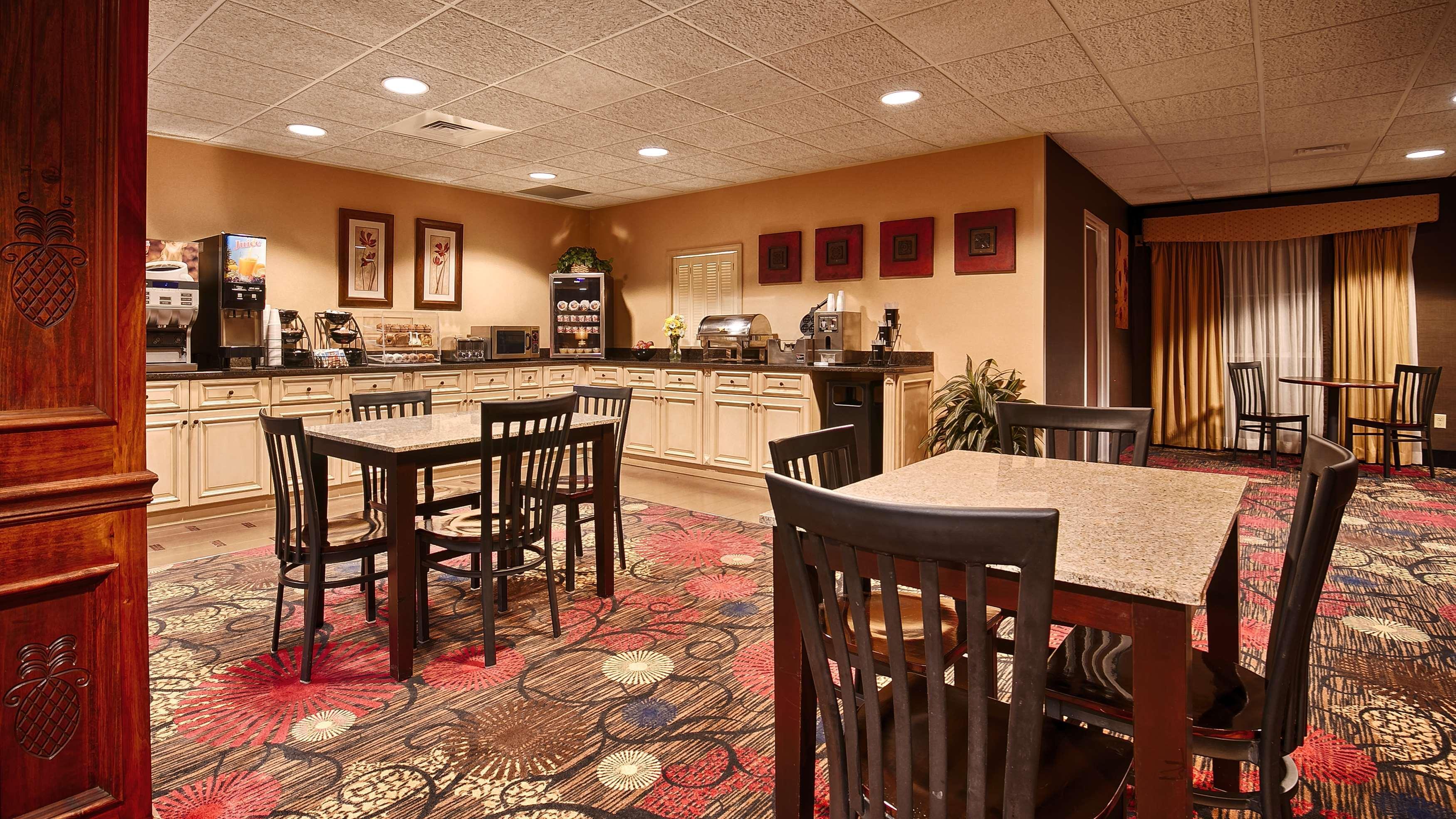 Best Western Plus Brandywine Inn & Suites Monticello Eksteriør billede